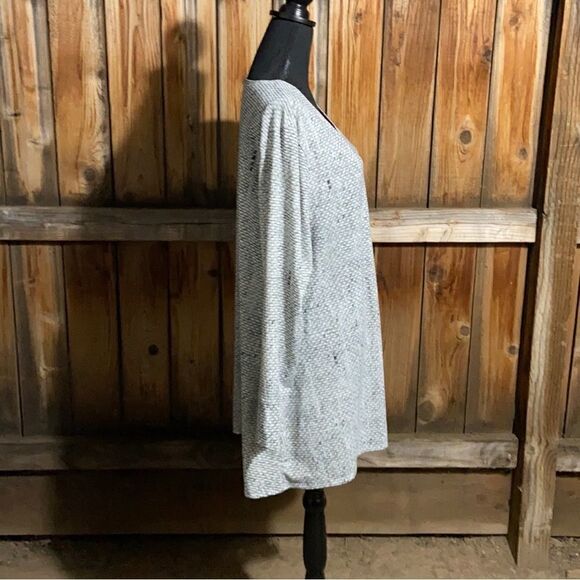 LulaRoe woman top geometric slinky black gray cream 2XL FIRM on PRICE - Picture 4 of 6